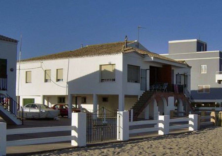 El PSOE exagera el castigo fiscal con que amenaza a dueños de inmuebles vacíos en su ley sobre vivienda El PSOE exagera el castigo fiscal con que amenaza a dueños de inmuebles vacíos en su ley sobre vivienda