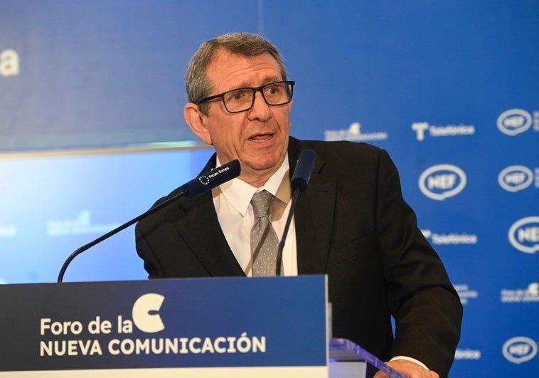 José Luis Restán: «En COPE creemos que merece la pena mantener la tensión entre ser una radio generalista y católica» José Luis Restán: «En COPE creemos que merece la pena mantener la tensión entre ser una radio generalista y católica»