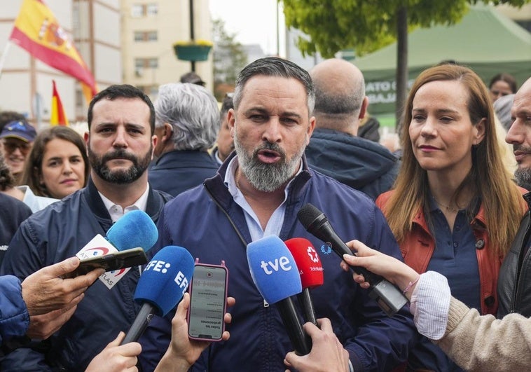 Abascal se ve víctima de una «persecución» política por la multa del Tribunal de Cuentas: «Son los primeros pasos hacia la ilegalización» Abascal se ve víctima de una «persecución» política por la multa del Tribunal de Cuentas: «Son los primeros pasos hacia la ilegalización»
