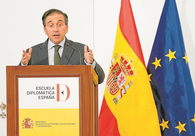 Todo el personal de Exteriores alerta de una «situación crítica» Todo el personal de Exteriores alerta de una «situación crítica»