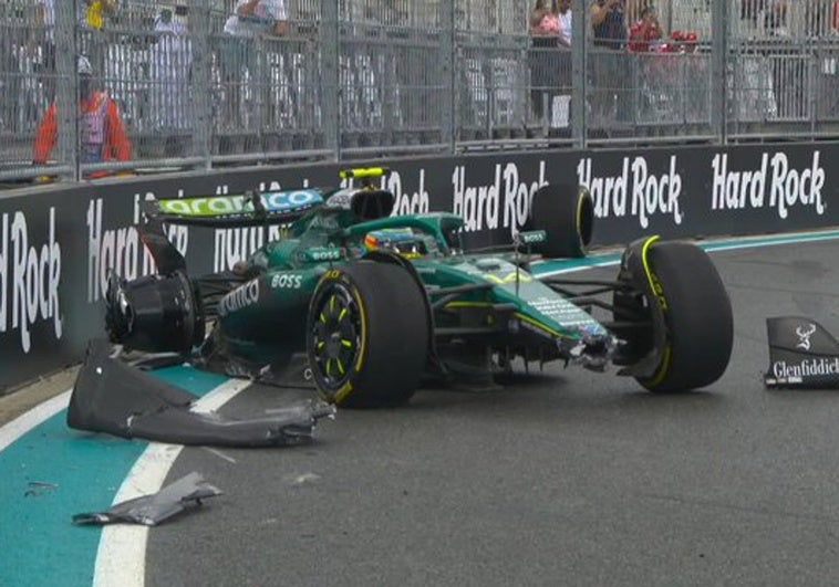 Fuerte accidente y enfado de Alonso: «Tenía que luchar contra Hamilton por el podio» Fuerte accidente y enfado de Alonso: «Tenía que luchar contra Hamilton por el podio»
