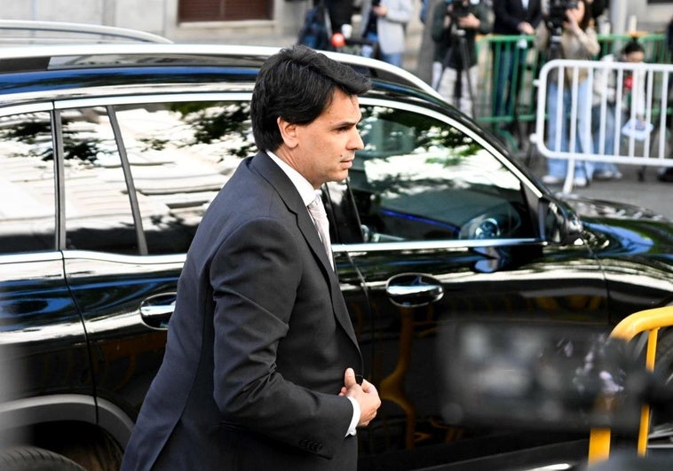 La pareja de Ayuso dice que desconocía el contenido del correo filtrado: el abogado actuó por su cuenta al ofrecer el pacto al fiscal La pareja de Ayuso dice que desconocía el contenido del correo filtrado: el abogado actuó por su cuenta al ofrecer el pacto al fiscal