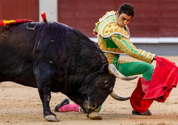 Perera y la suerte de Amargado en la estación de tren Perera y la suerte de Amargado en la estación de tren