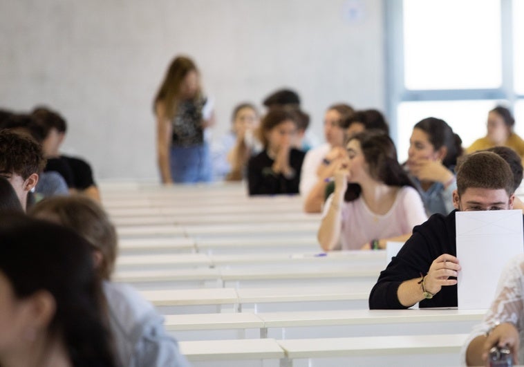 Las comunidades del PSOE no se ponen de acuerdo sobre si quieren o no una Selectividad común Las comunidades del PSOE no se ponen de acuerdo sobre si quieren o no una Selectividad común