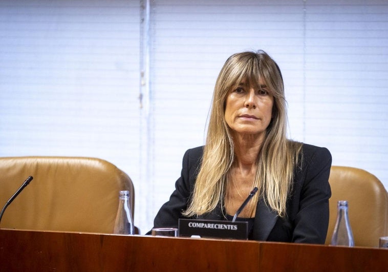 La Audiencia de Madrid apunta a que Begoña Gómez aprovechó su posición para «vender favores y ofrecer influencias» La Audiencia de Madrid apunta a que Begoña Gómez aprovechó su posición para «vender favores y ofrecer influencias»