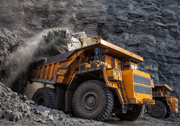 China hace acopio de los minerales críticos para el coche eléctrico China hace acopio de los minerales críticos para el coche eléctrico
