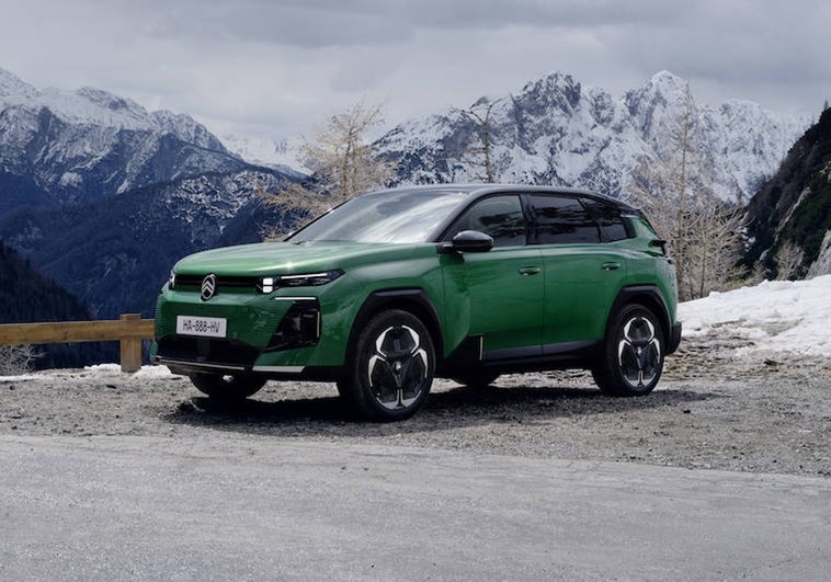 Citroën revoluciona su diseño y electrifica toda la gama con el nuevo C5 Aircross Citroën revoluciona su diseño y electrifica toda la gama con el nuevo C5 Aircross