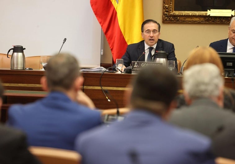 A puerta cerrada, sin publicidad y en 'petit comité': así recibe hoy el Congreso a los diplomáticos críticos con Albares A puerta cerrada, sin publicidad y en ‘petit comité’: así recibe hoy el Congreso a los diplomáticos críticos con Albares