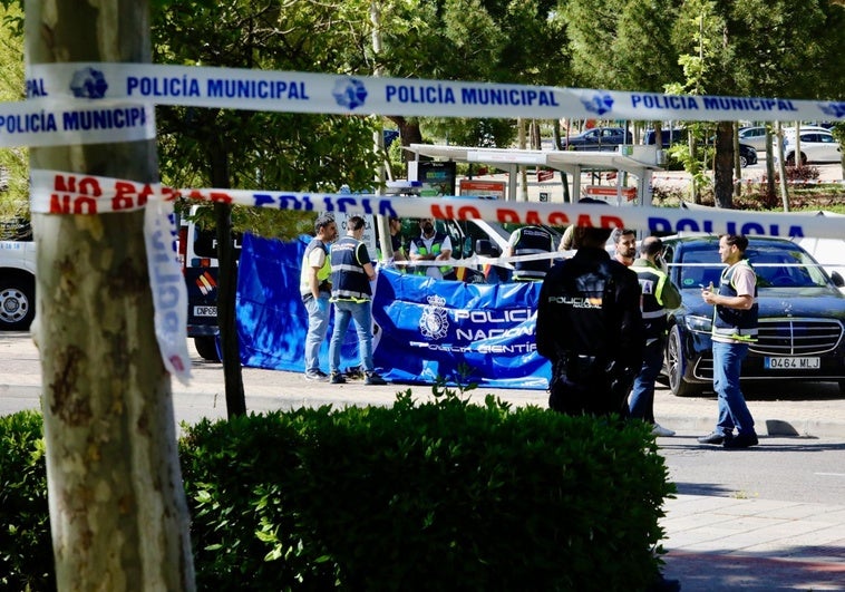 Testigos del asesinato del político ucraniano en Pozuelo: «Nos pilló el tiroteo del Británico y ahora esto... No es normal» Testigos del asesinato del político ucraniano en Pozuelo: «Nos pilló el tiroteo del Británico y ahora esto… No es normal»