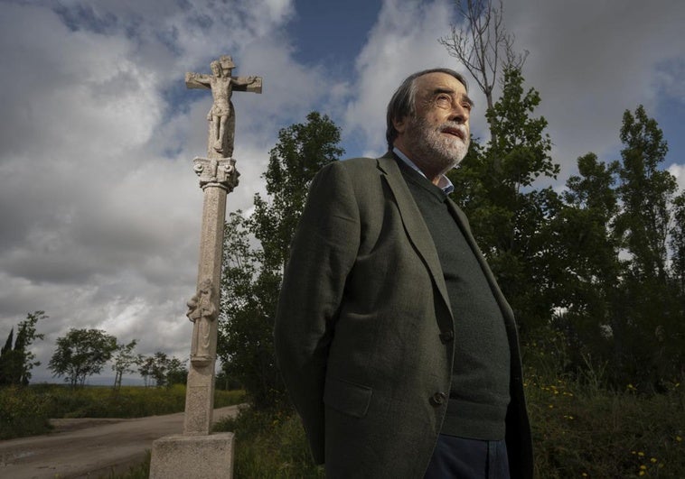 Pedro García Cuartango: «Más que miedo, la muerte me produce tristeza» Pedro García Cuartango: «Más que miedo, la muerte me produce tristeza»