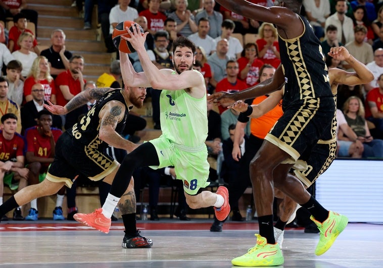 Un heroico Barça se queda a centímetros de la Final Four Un heroico Barça se queda a centímetros de la Final Four