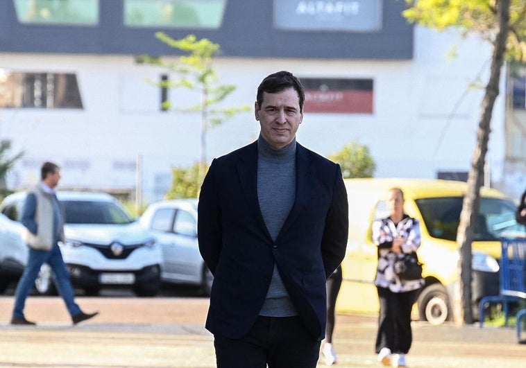 Las acusaciones piden tres años de cárcel para el hermano de Sánchez por su «nombramiento ilegal» en la Diputación de Badajoz Las acusaciones piden tres años de cárcel para el hermano de Sánchez por su «nombramiento ilegal» en la Diputación de Badajoz
