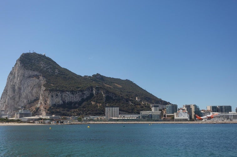 Reino Unido renuncia a su colonia de Chagos después de más de 200 años de soberanía, ¿sería un precedente para Gibraltar? Reino Unido renuncia a su colonia de Chagos después de más de 200 años de soberanía, ¿sería un precedente para Gibraltar?