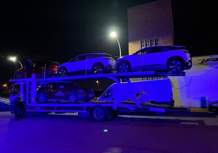 Un secuaz del Samuelillo protagoniza una gran persecución con un camión robado lleno de coches Un secuaz del Samuelillo protagoniza una gran persecución con un camión robado lleno de coches