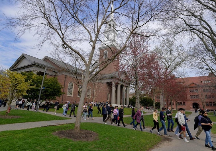 Nuevo golpe de Trump a Harvard: cierra sus puertas a alumnos Nuevo golpe de Trump a Harvard: cierra sus puertas a alumnos