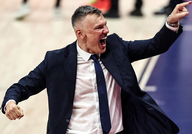 Jasikevicius se proclama campeón de la Euroliga con el Fenerbahçe Jasikevicius se proclama campeón de la Euroliga con el Fenerbahçe