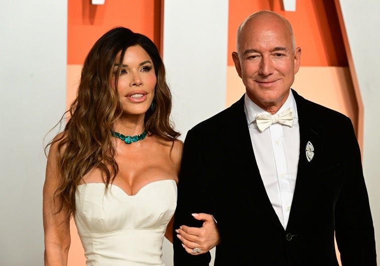 Jeff Bezos celebra su despedida de soltero en Madrid: estos fueron sus planes Jeff Bezos celebra su despedida de soltero en Madrid: estos fueron sus planes