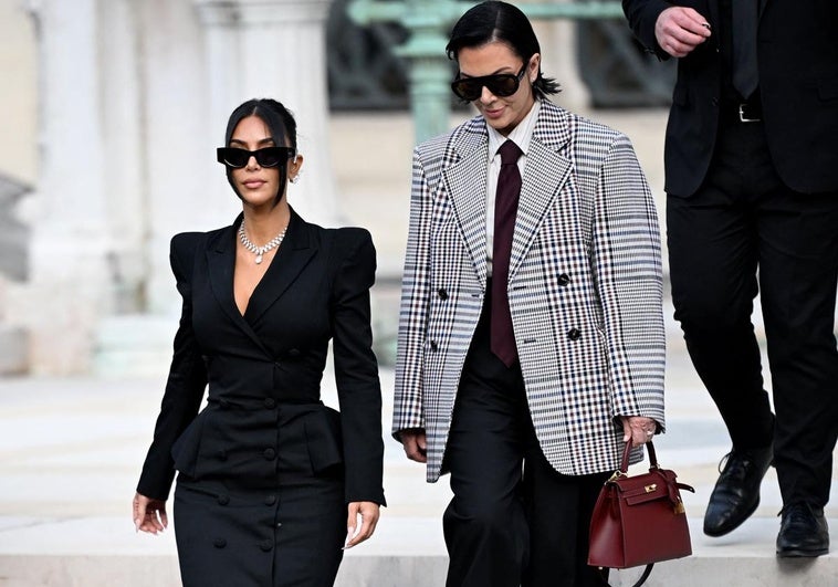 La Fiscalía francesa solicita 10 años de prisión para el presunto autor intelectual del robo a Kim Kardashian La Fiscalía francesa solicita 10 años de prisión para el presunto autor intelectual del robo a Kim Kardashian