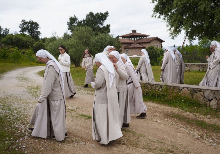 Las agustinas de Sotillo íntimas de 'Robert': «Hablamos con él el martes» Las agustinas de Sotillo íntimas de ‘Robert’: «Hablamos con él el martes»