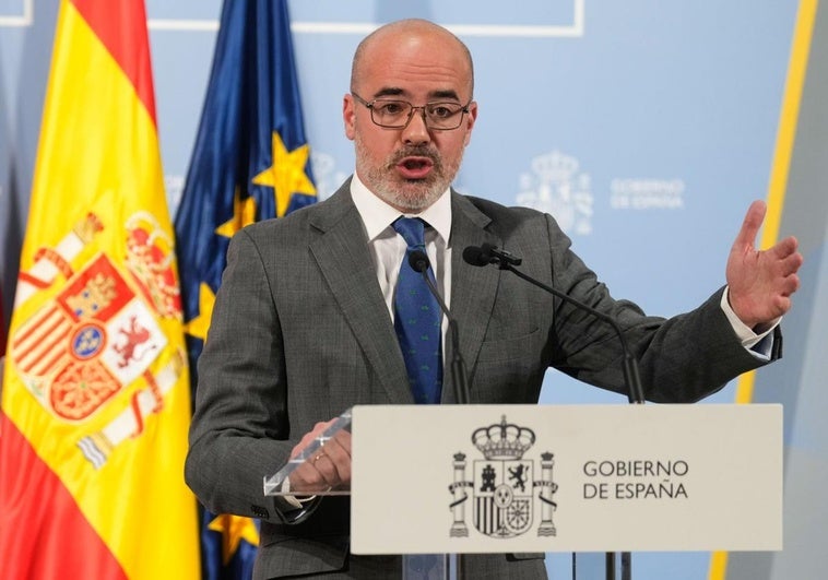 La Fiscalía recurre la imputación del delegado del Gobierno en Madrid por «escasez argumental» La Fiscalía recurre la imputación del delegado del Gobierno en Madrid por «escasez argumental»