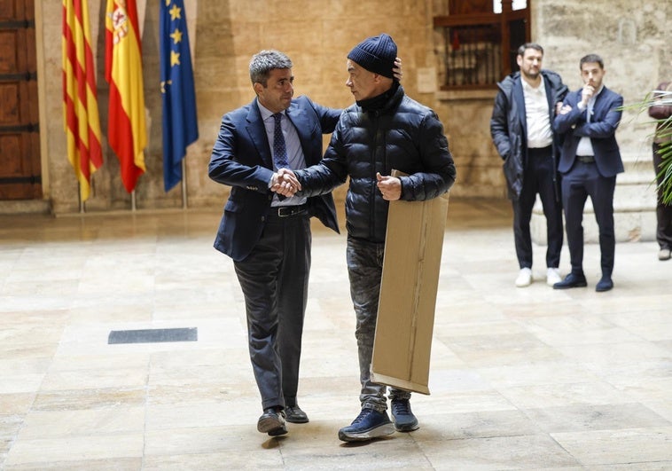 Mazón pide una reunión a las víctimas de la dana siete meses después Mazón pide una reunión a las víctimas de la dana siete meses después