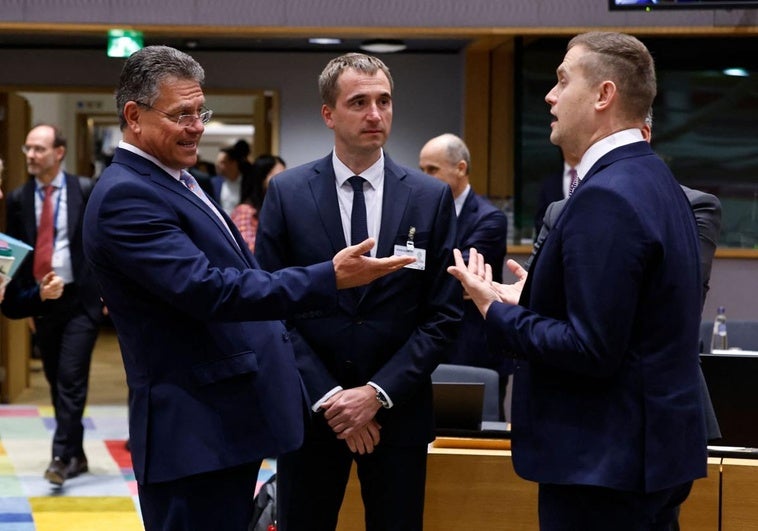 La UE rechaza un acuerdo comercial con EE.UU. como el que firmó el Reino Unido La UE rechaza un acuerdo comercial con EE.UU. como el que firmó el Reino Unido