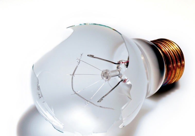 Si el apagón no fue culpa del mix eléctrico, ¿por qué lo cambian? Si el apagón no fue culpa del mix eléctrico, ¿por qué lo cambian?