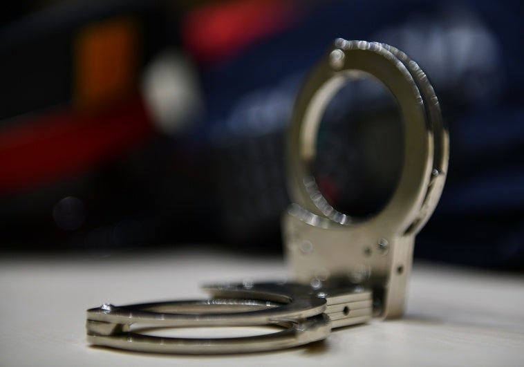 Los Mossos investigan una agresión sexual a una menor a la salida de una discoteca de Barcelona Los Mossos investigan una agresión sexual a una menor a la salida de una discoteca de Barcelona