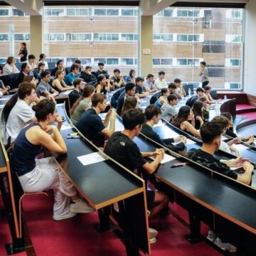 No necesitas sacar una nota alta en Selectividad: estas carreras tienen trabajo asegurado y una nota de corte baja