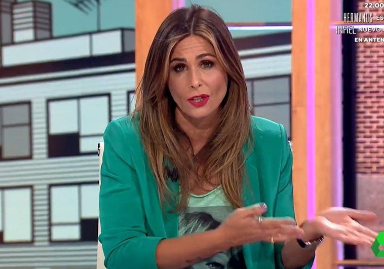 Preguntan a Nuria Roca a qué partido ha votado en las últimas elecciones generales y es muy clara: «No voto lo mismo que Juan» Preguntan a Nuria Roca a qué partido ha votado en las últimas elecciones generales y es muy clara: «No voto lo mismo que Juan»