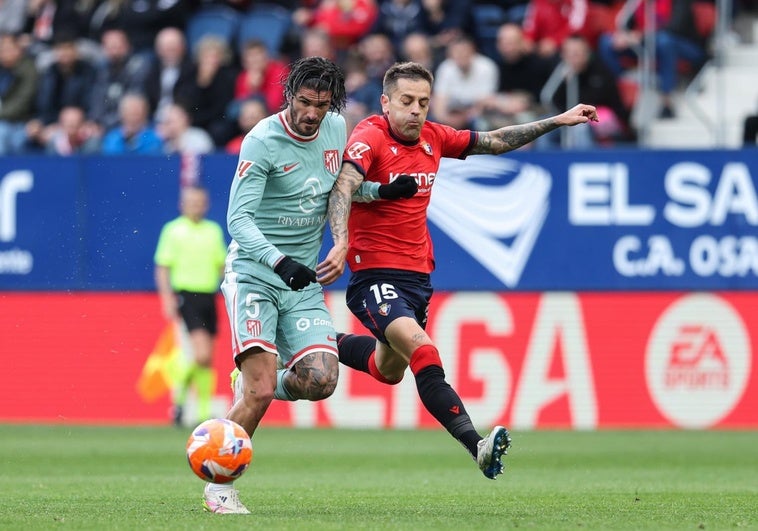 Osasuna no encuentra rival en un Atlético perdido lejos del Metropolitano Osasuna no encuentra rival en un Atlético perdido lejos del Metropolitano