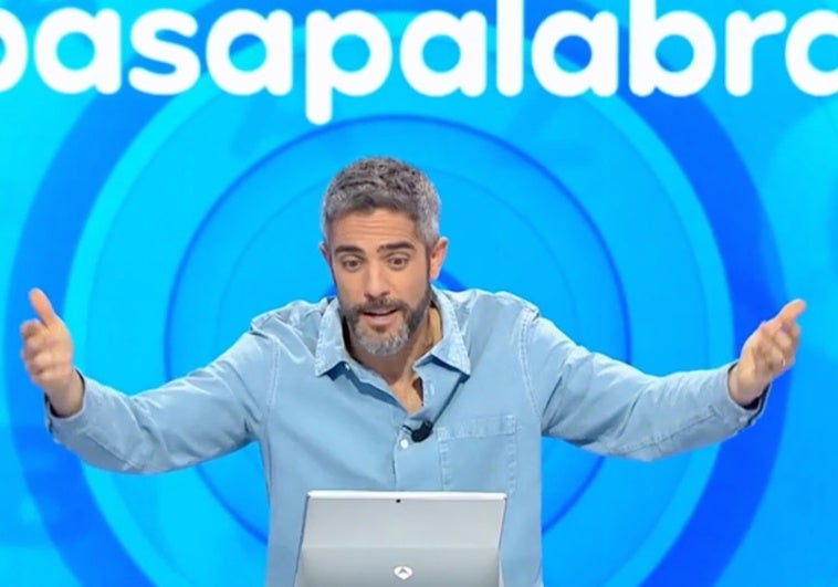 El logro inédito de Manu y Rosa en 'Pasapalabra' que deja asombrado a Roberto Leal: «Es una cosa muy especial» El logro inédito de Manu y Rosa en ‘Pasapalabra’ que deja asombrado a Roberto Leal: «Es una cosa muy especial»