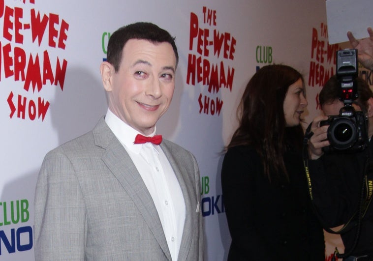 La increíble vida del comediante Paul Reubens: su salida del armario, las acusaciones de pedófilo y el adiós a la vida La increíble vida del comediante Paul Reubens: su salida del armario, las acusaciones de pedófilo y el adiós a la vida