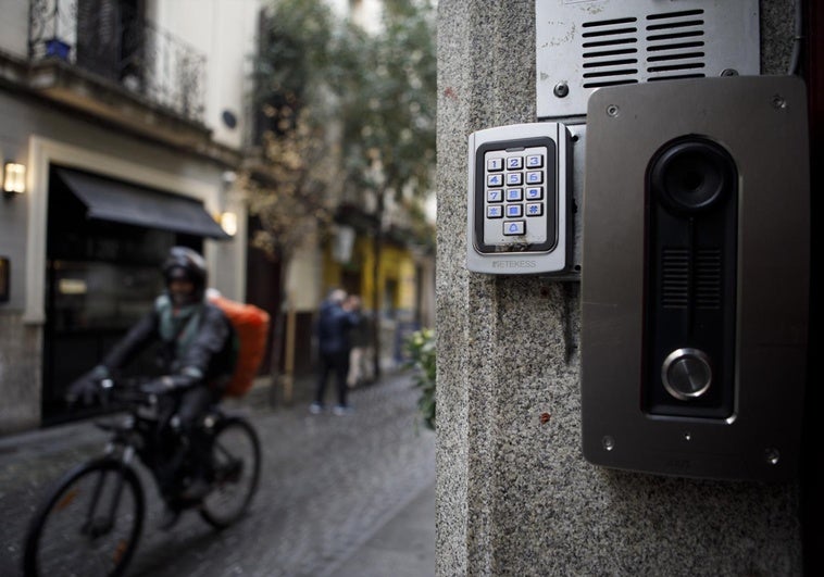 Madrid extenderá «algunas limitaciones» a los pisos turísticos a zonas fuera del centro Madrid extenderá «algunas limitaciones» a los pisos turísticos a zonas fuera del centro
