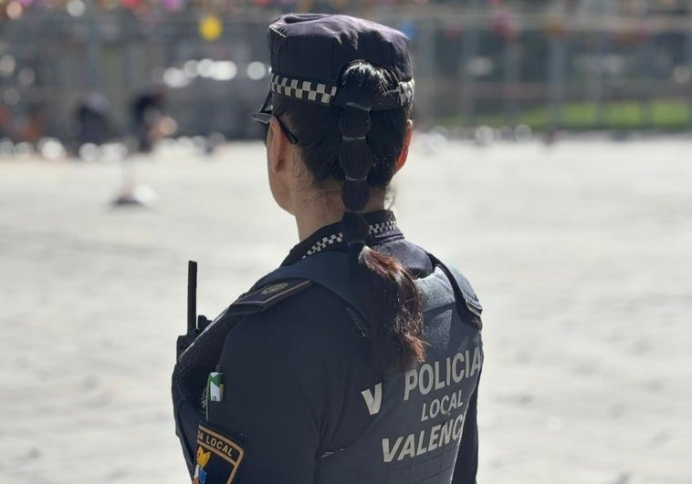 Cuatro detenidos por una agresión sexual en grupo a una joven en Valencia Cuatro detenidos por una agresión sexual en grupo a una joven en Valencia