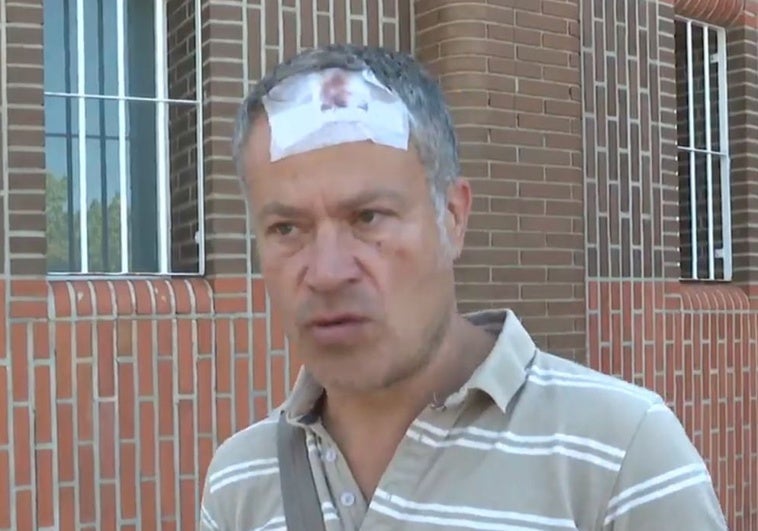 El propietario de un inmueble denuncia una brutal agresión por parte de sus okupas: «No me han matado de milagro» El propietario de un inmueble denuncia una brutal agresión por parte de sus okupas: «No me han matado de milagro»