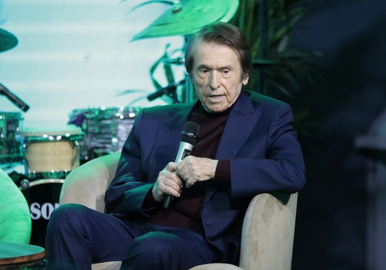 Raphael, sobre su linfoma cerebral: «Ante algo así no hay que huir, hay que colaborar» Raphael, sobre su linfoma cerebral: «Ante algo así no hay que huir, hay que colaborar»