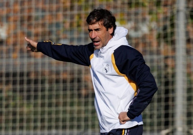 Adiós a Raúl González, otro mito blanco que cierra su etapa en el Madrid Adiós a Raúl González, otro mito blanco que cierra su etapa en el Madrid