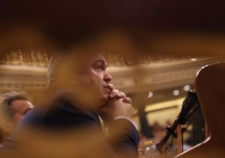 Moncloa espera un informe blando sobre Cerdán para ir a por la UCO Moncloa espera un informe blando sobre Cerdán para ir a por la UCO