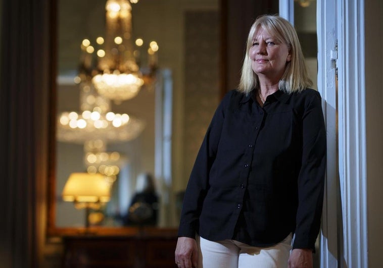 Karin Smirnoff: «Hasta las feministas nos hemos vuelto vagas» Karin Smirnoff: «Hasta las feministas nos hemos vuelto vagas»