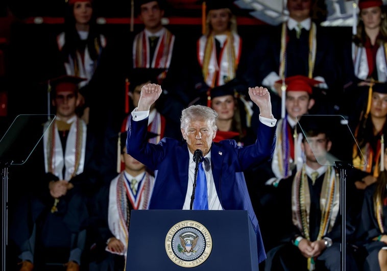 Primer presupuesto de Trump: 8% más en defensa, recortes del 35% al resto Primer presupuesto de Trump: 8% más en defensa, recortes del 35% al resto