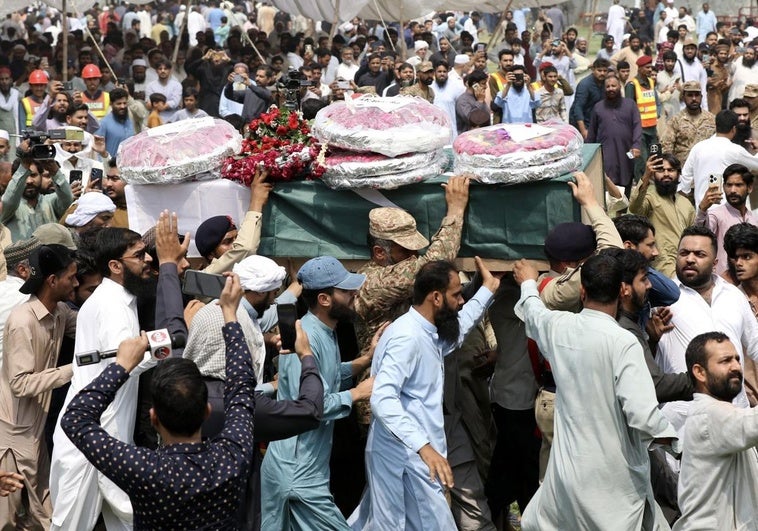 La India bombardea tres bases aéreas de Pakistán y dispara el riesgo de guerra La India bombardea tres bases aéreas de Pakistán y dispara el riesgo de guerra