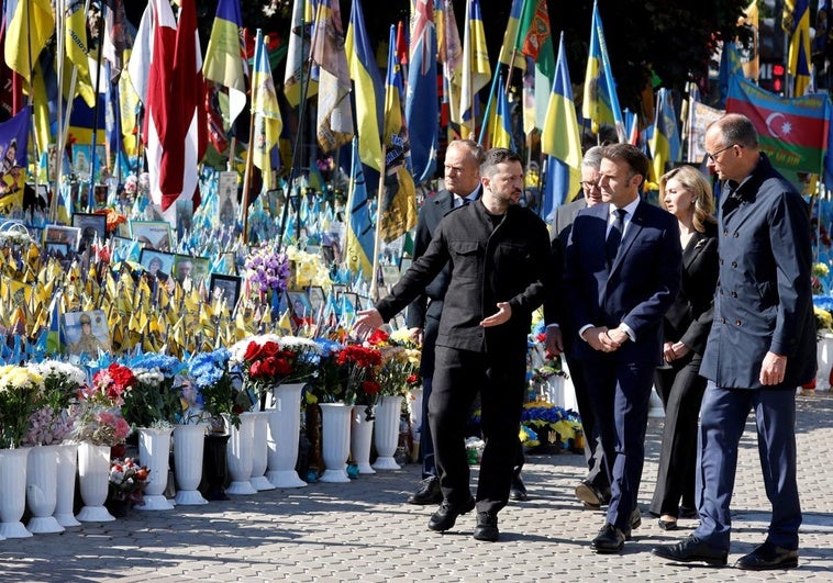 Merz, Macron, Starmer y Tusk llegan a Kiev para presionar a Putin para aceptar un alto el fuego de 30 días Merz, Macron, Starmer y Tusk llegan a Kiev para presionar a Putin para aceptar un alto el fuego de 30 días