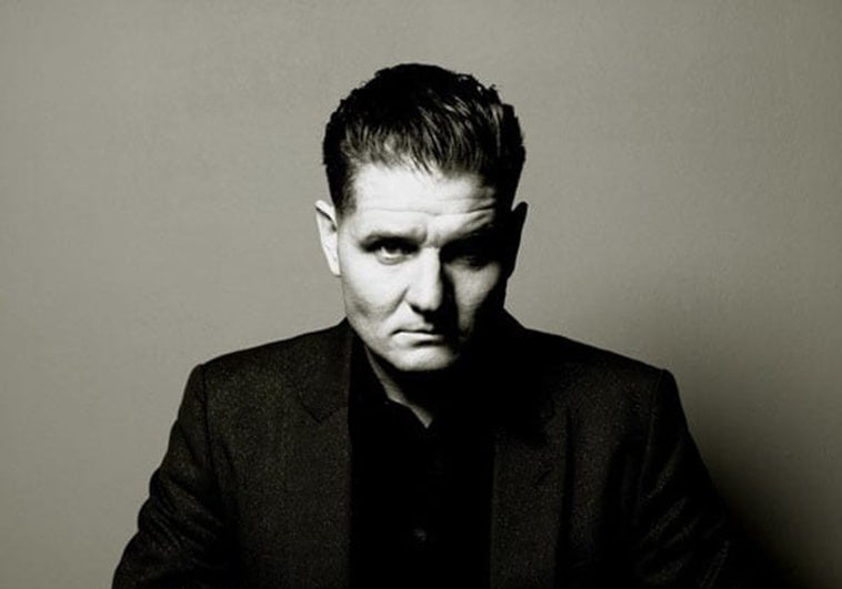 Muere a los 58 años Douglas McCarthy, líder de la influyente banda de electrónica Nitzer Ebb Muere a los 58 años Douglas McCarthy, líder de la influyente banda de electrónica Nitzer Ebb