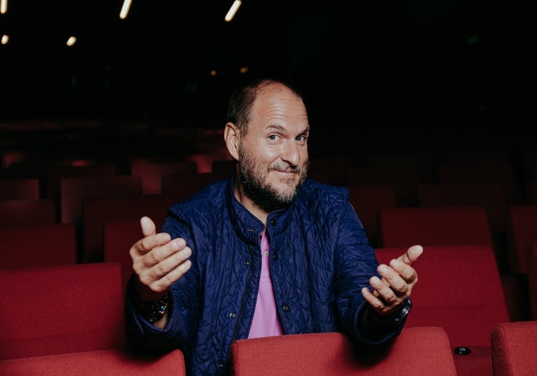 Andrés Parra: «No hay un solo ser humano que no esté roto» Andrés Parra: «No hay un solo ser humano que no esté roto»
