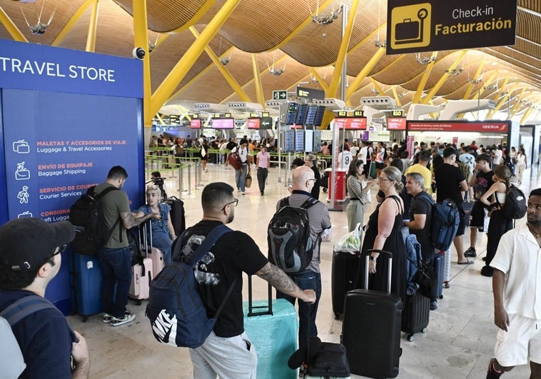 La UE se posiciona a favor de las aerolíneas en el cobro del equipaje de mano y abre la veda a suavizar las indemnizaciones por retraso La UE se posiciona a favor de las aerolíneas en el cobro del equipaje de mano y abre la veda a suavizar las indemnizaciones por retraso