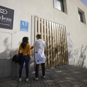 Los propietarios de pisos turísticos denuncian que este verano saldrán del mercado el 70% por el registro del Gobierno