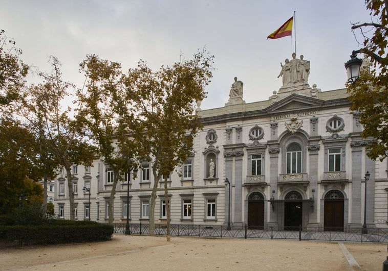 Tranquilidad en el Supremo: la sentencia del TC «no nos afecta» Tranquilidad en el Supremo: la sentencia del TC «no nos afecta»