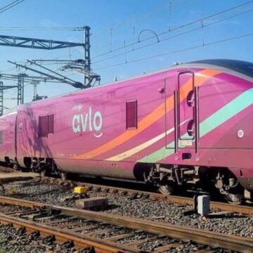 Transportes retrasa la apertura a la competencia del AVE a Asturias y Galicia