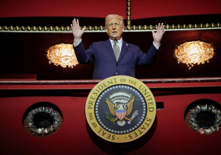Trump anuncia un acuerdo comercial que fija aranceles del 55% a China y un 10% a Estados Unidos Trump anuncia un acuerdo comercial que fija aranceles del 55% a China y un 10% a Estados Unidos